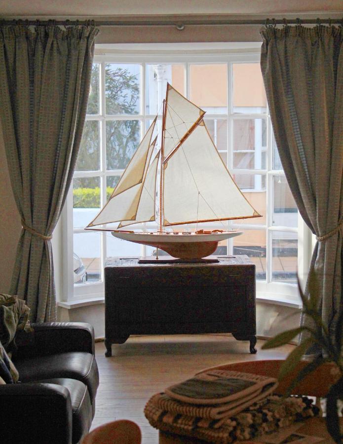 Beautiful Seaside One Bedroom Apartment Shaldon Esterno foto